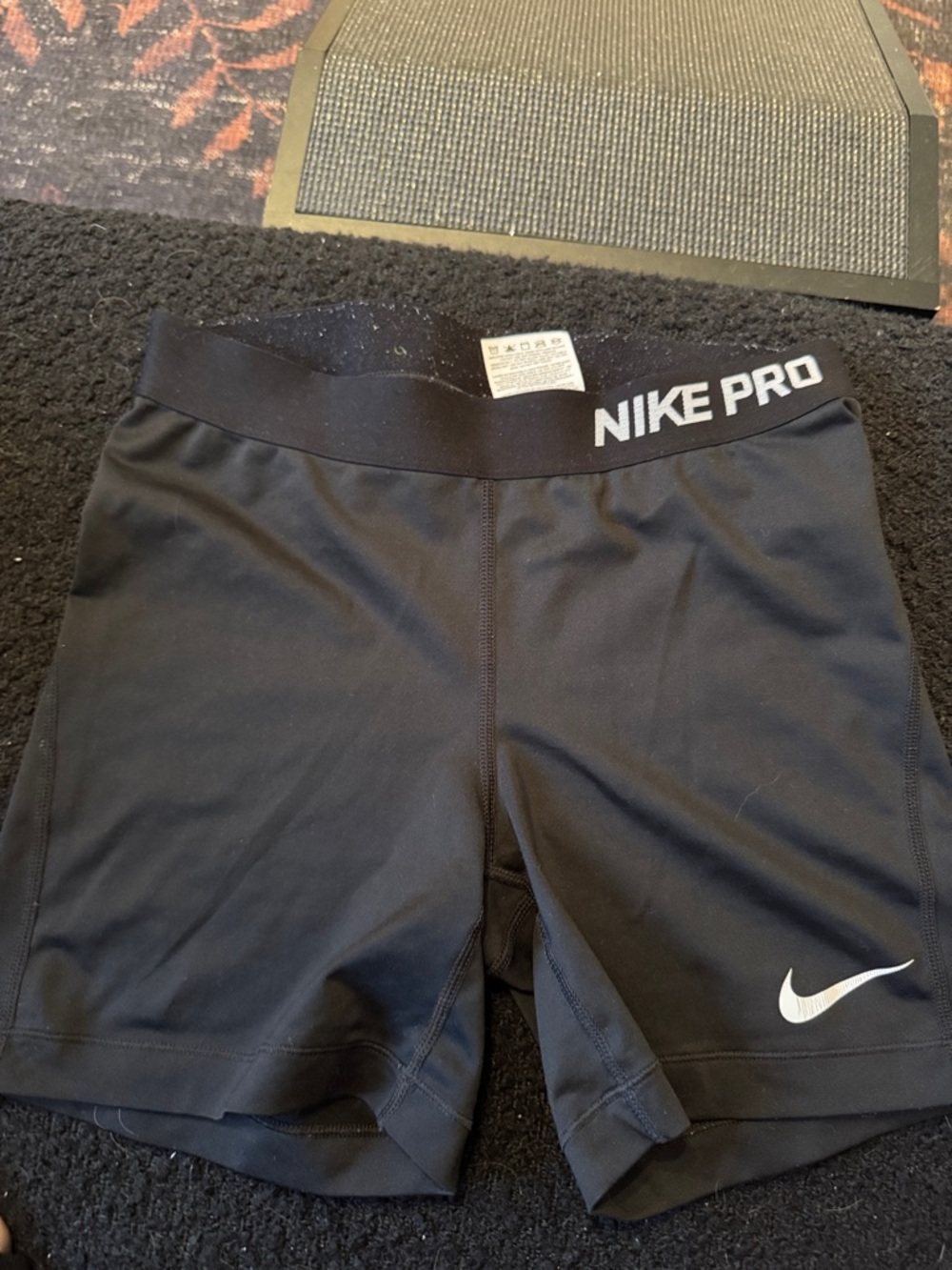 Black NIKE PRO Performance Compression Shorts SIZE MEDIUM